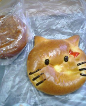 キティちゃんパン
